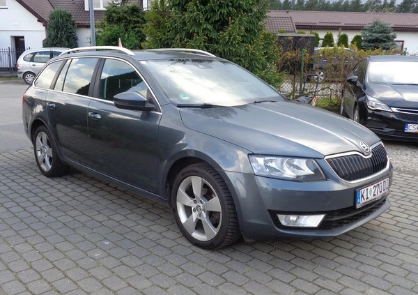 Skoda Octavia cena 29800 przebieg: 286040, rok produkcji 2014 z Sulmierzyce małe 46